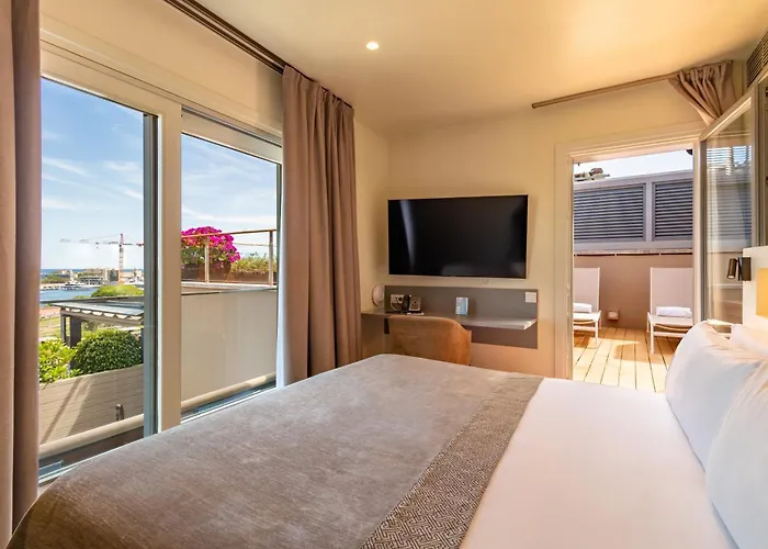 Duquesa Landmark By Grup Duquessa Hotell